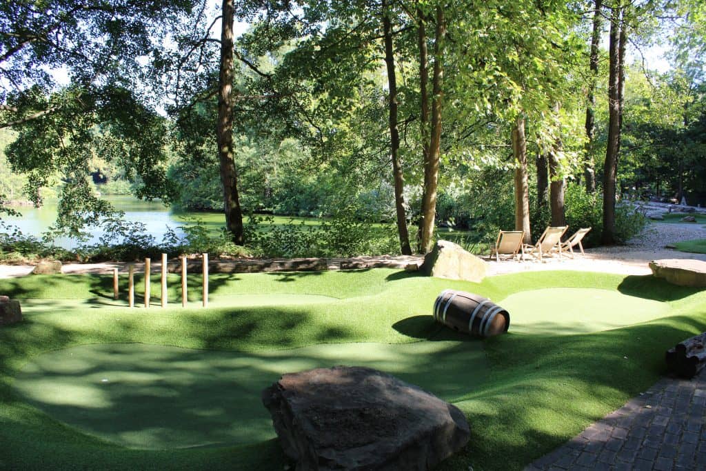 Adventure Golf