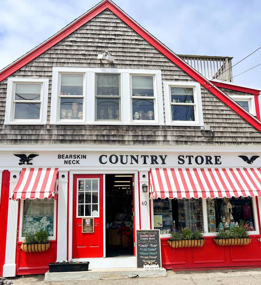 Bearskin Neck Shops