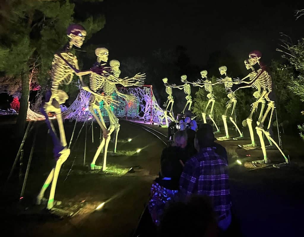 Spook-Track-Ula Halloween Ride