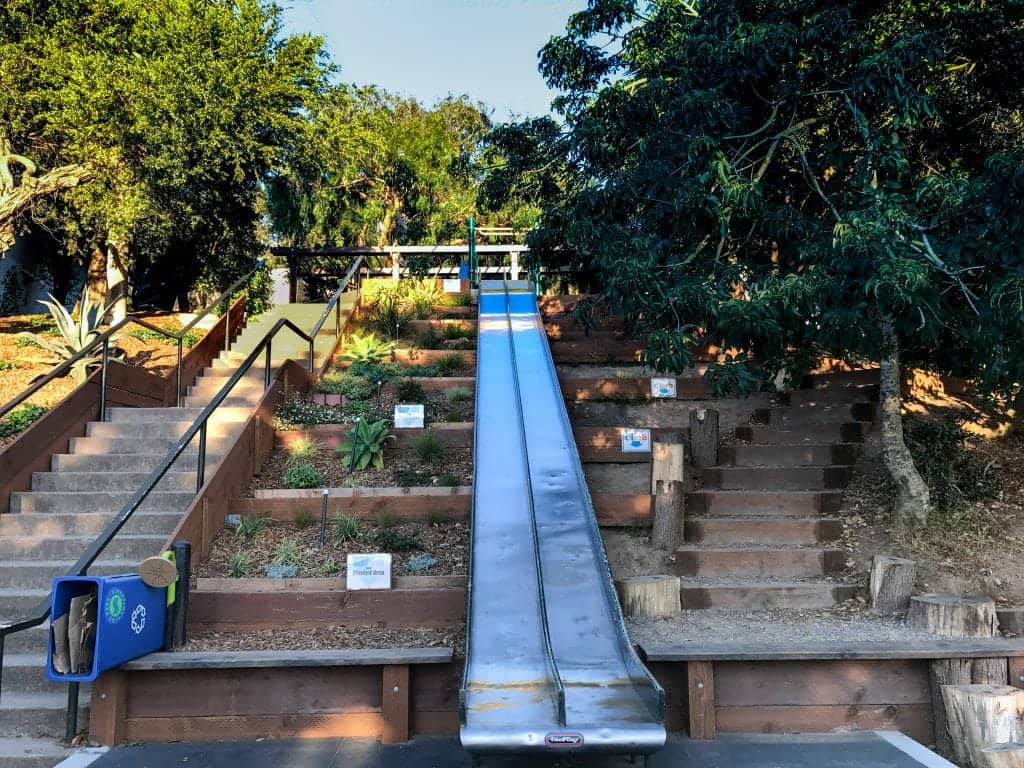 Esmeralda Slides