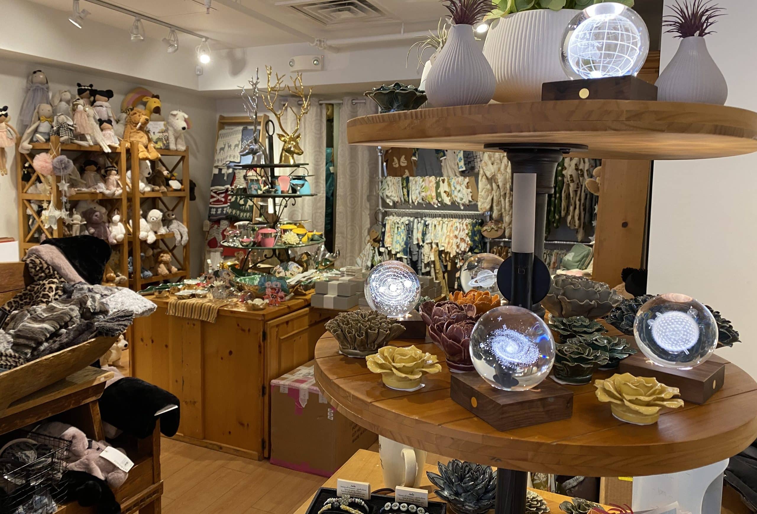 Visitor Center & Gift Shop