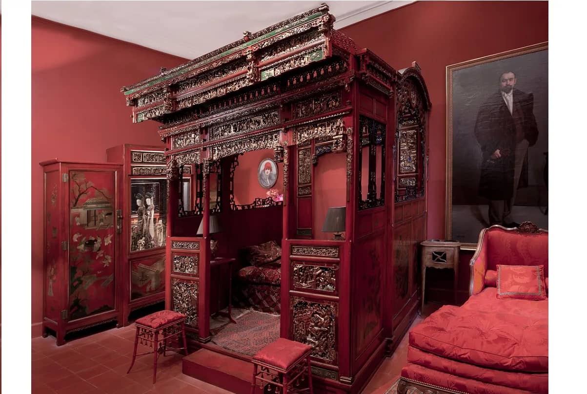 The Opulent Chinese Room