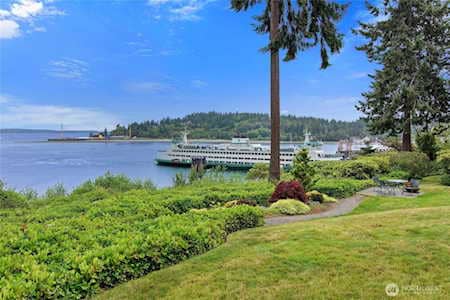 Bainbridge Island Escape