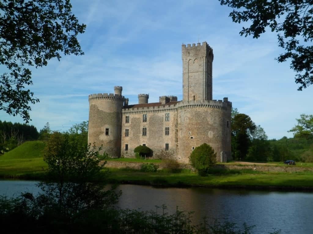 Ramparts & Moat Walk