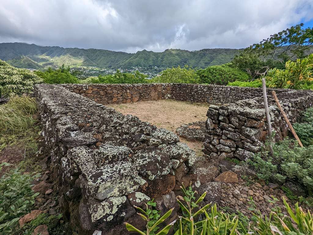 Historic Buildings & Photos