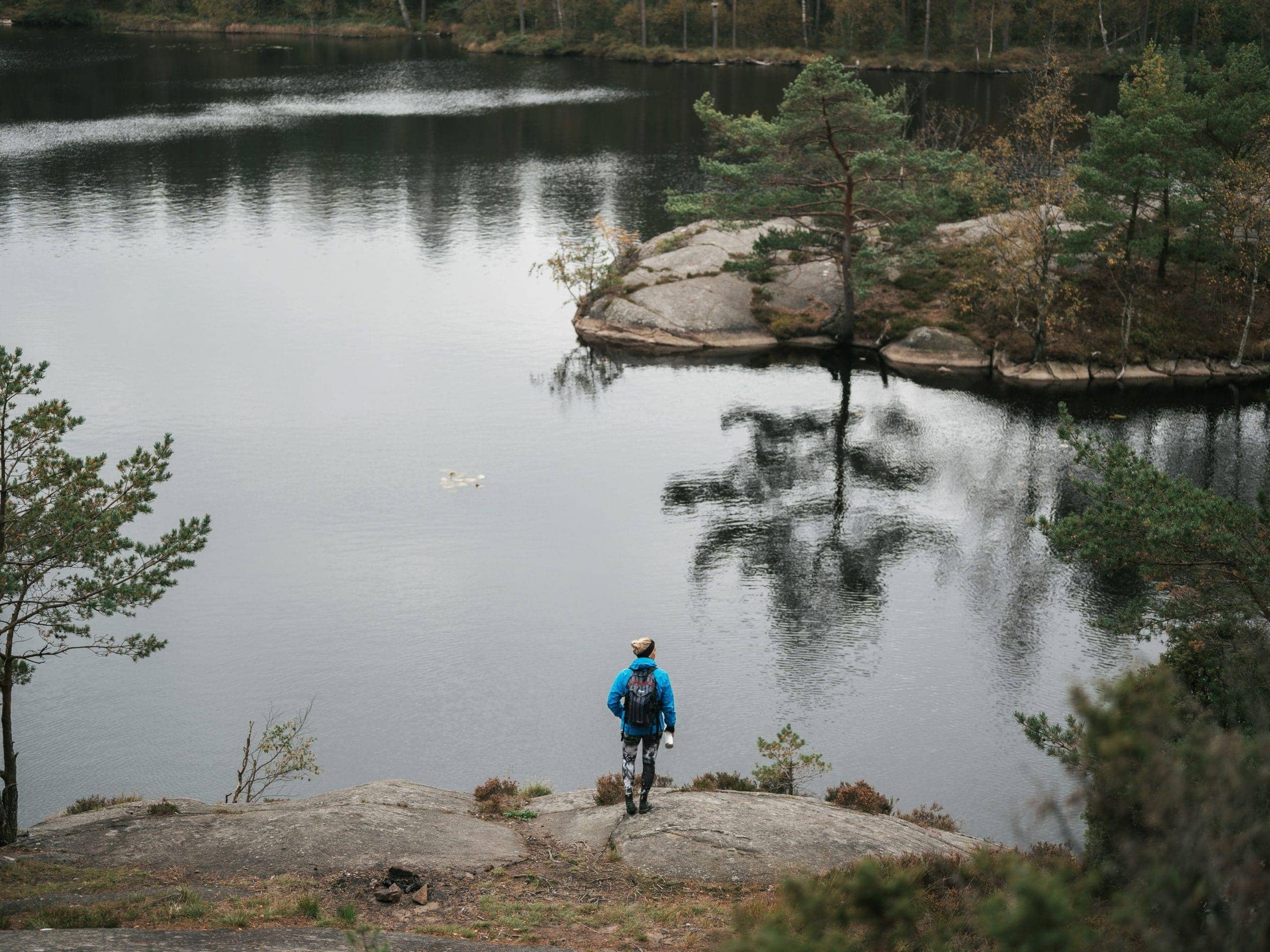 Tranquil Lake Views