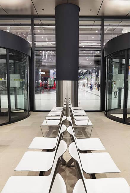 Spacious Seating & WiFi