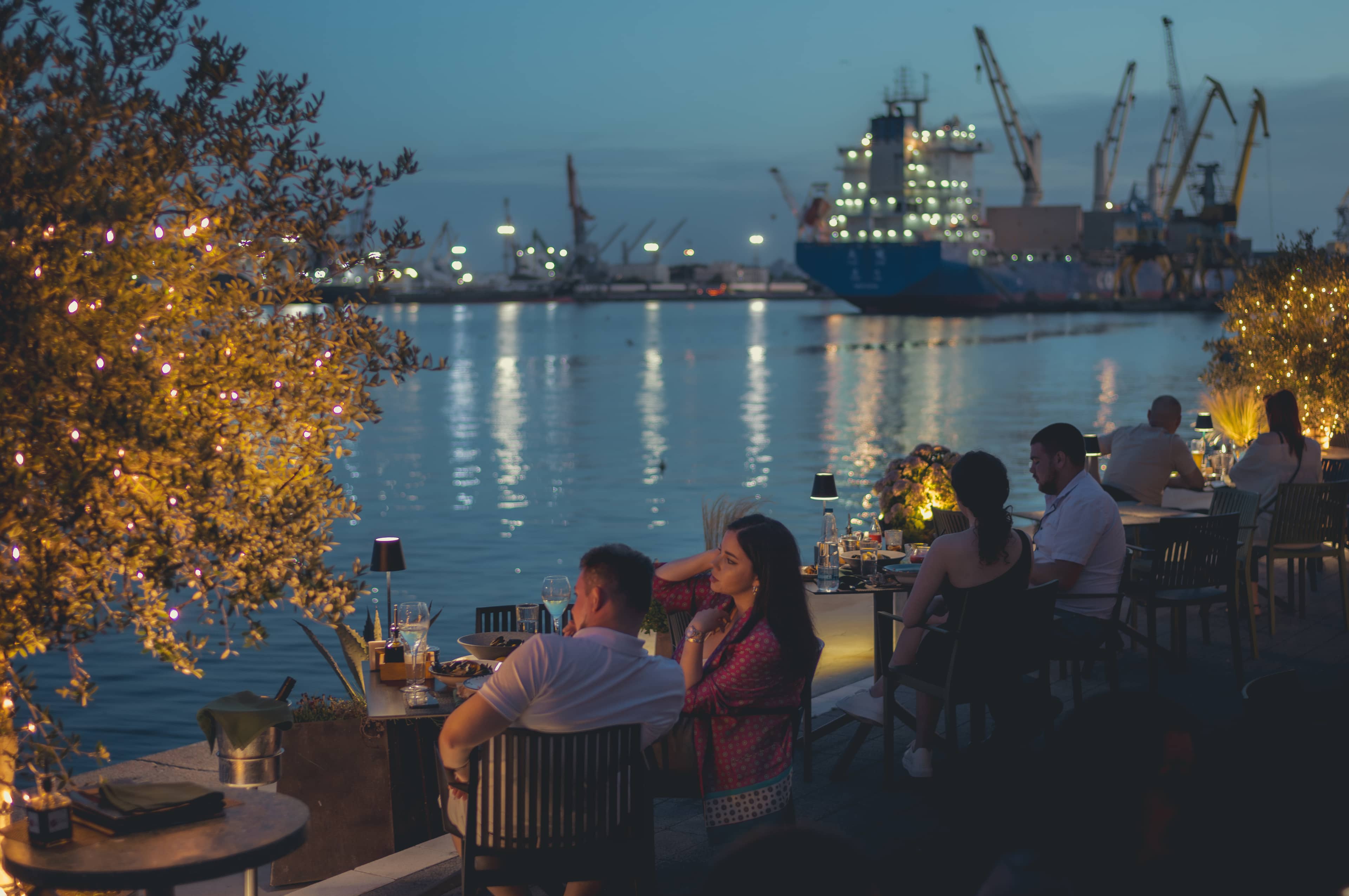 Waterfront Dining