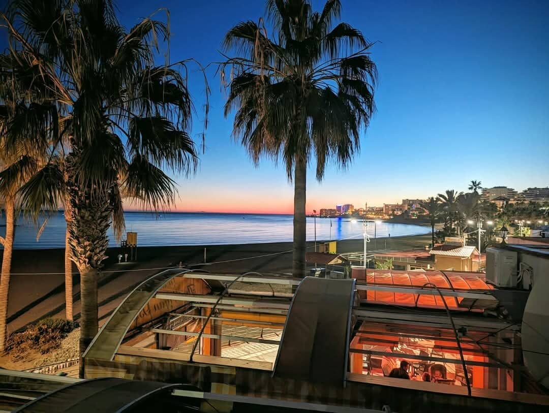 Sunset Views & Dining
