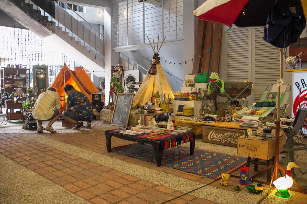 Weekend Flea Markets