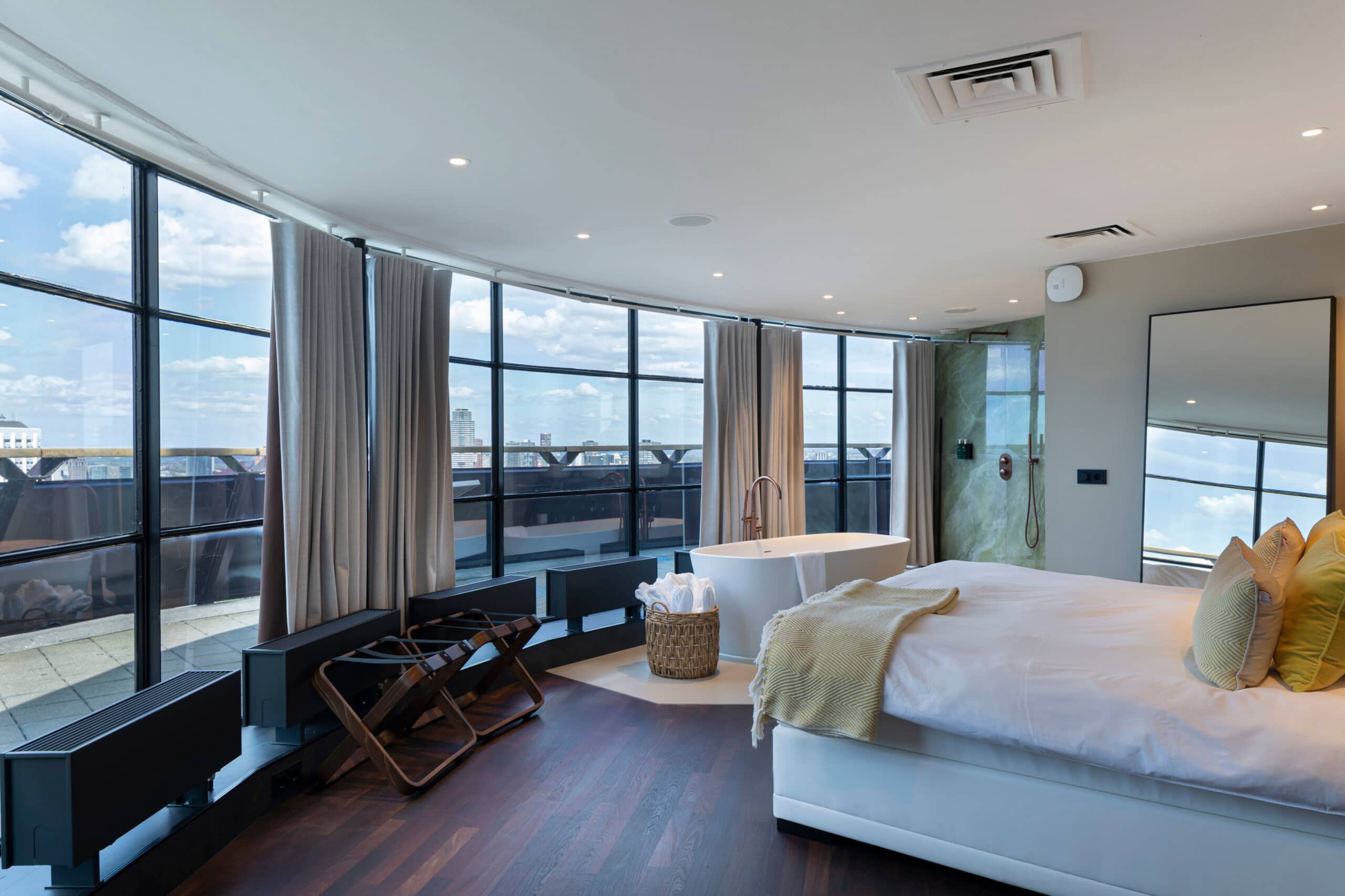 Luxury Suite Stay