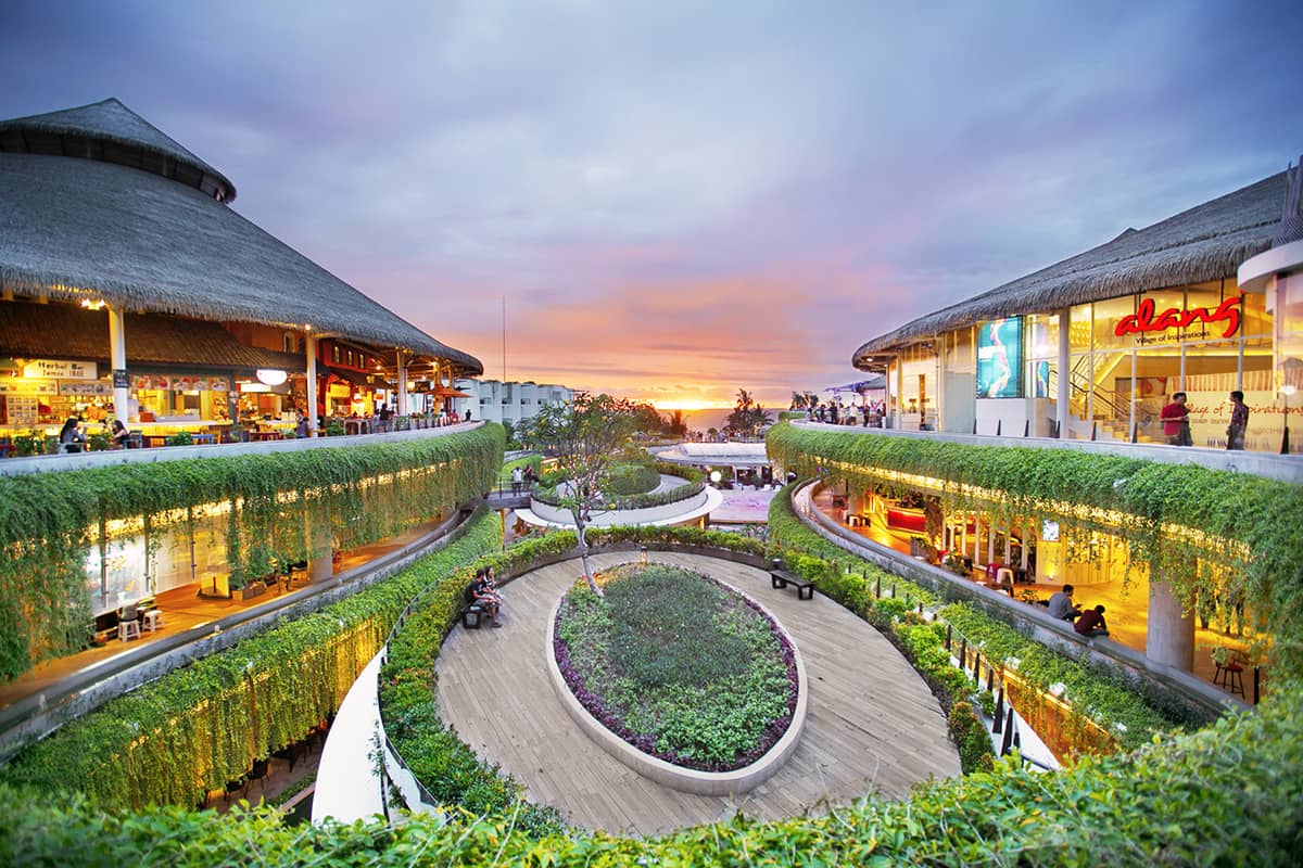 Central Garden Oasis