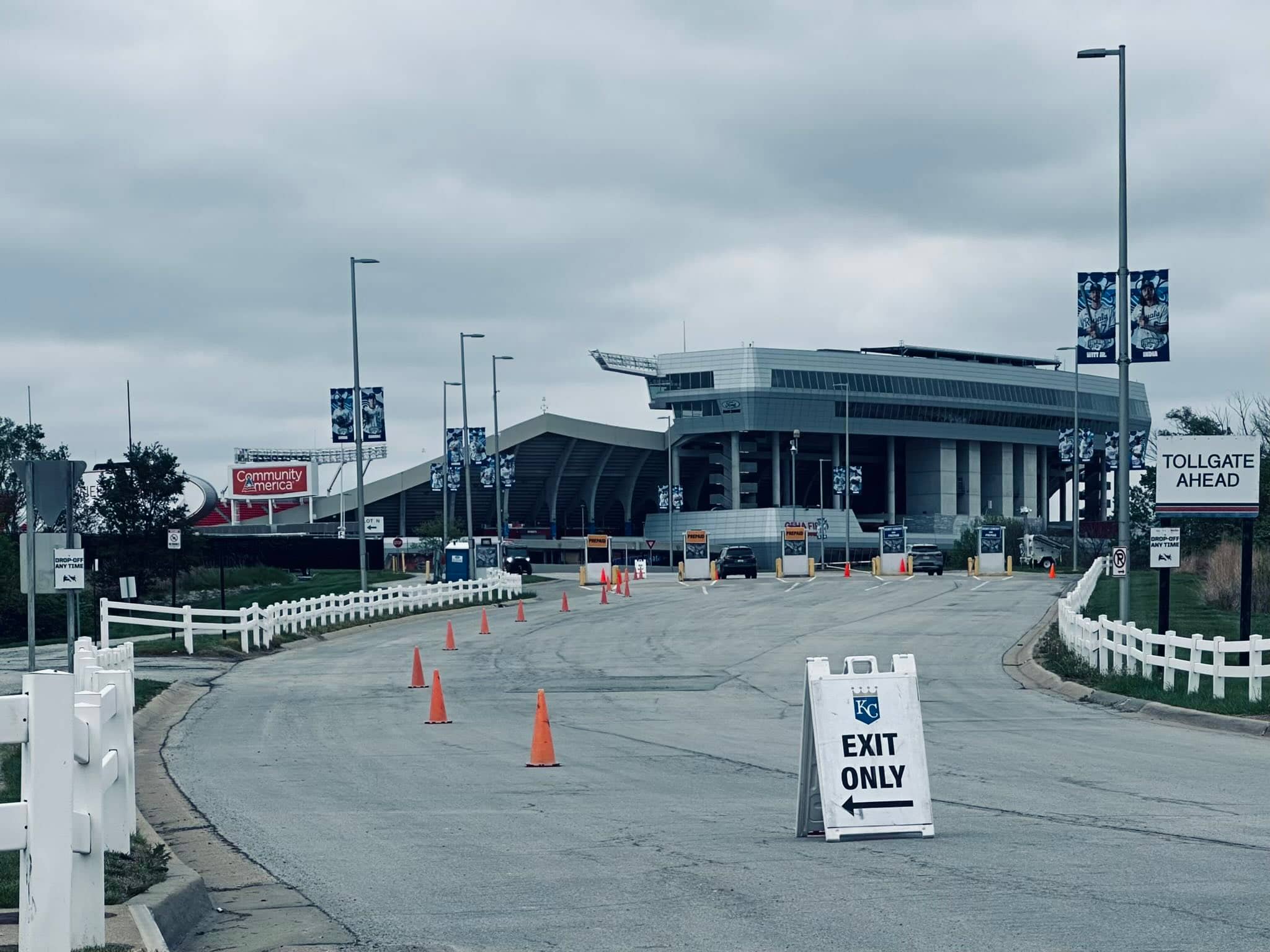 Fan Walk and Track Access