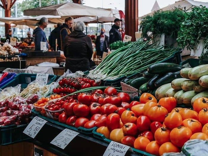 Fresh Produce & Delicacies