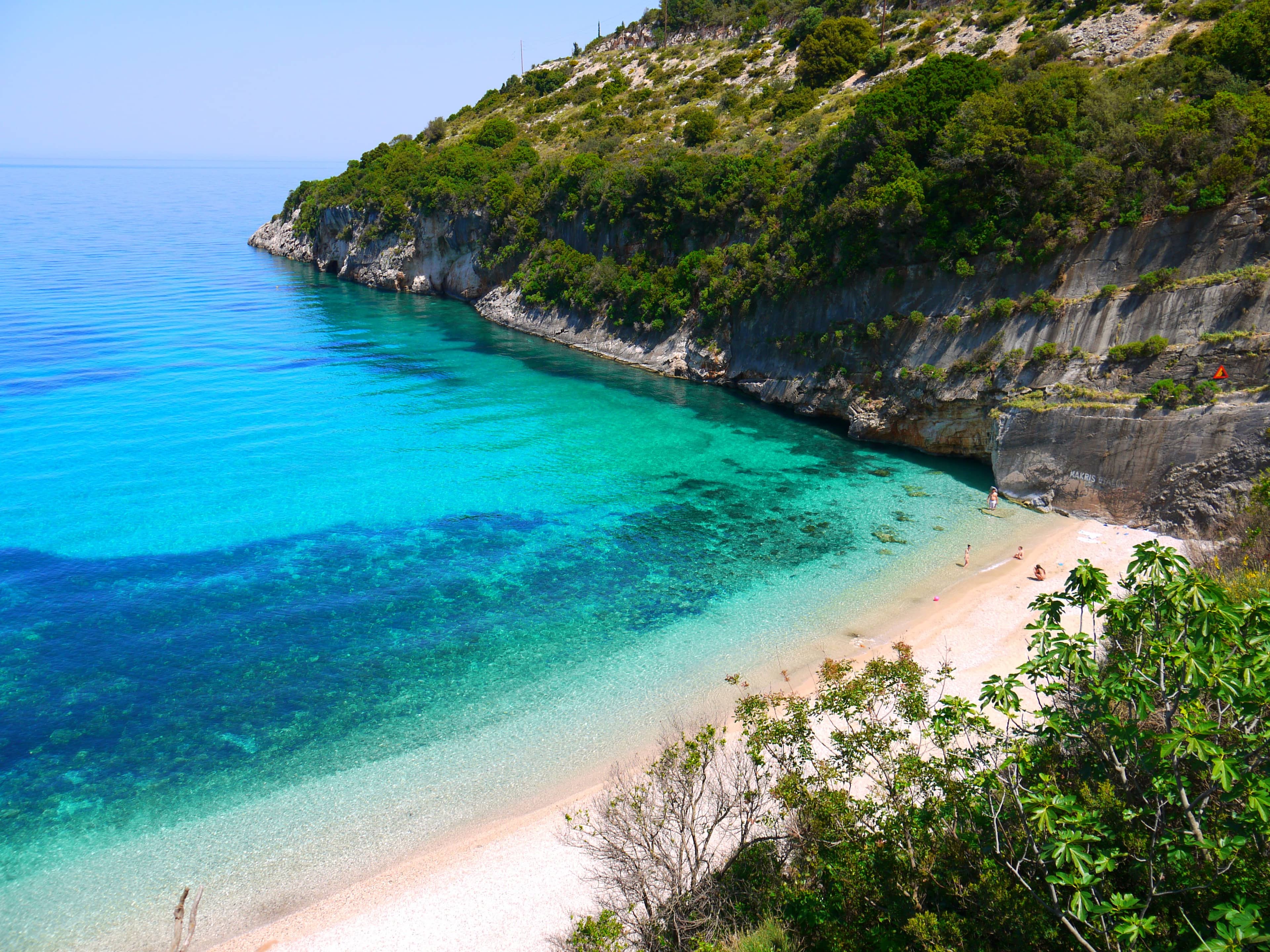 Scenic Cliff Backdrops