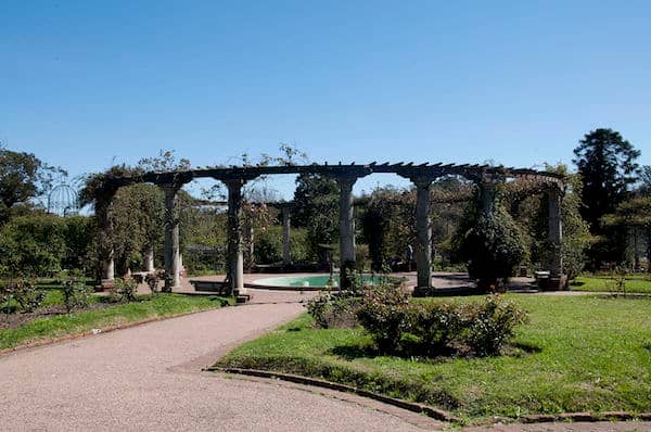 Fountain & Arches