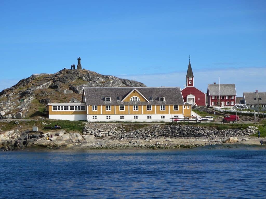 Colonial Harbor Proximity