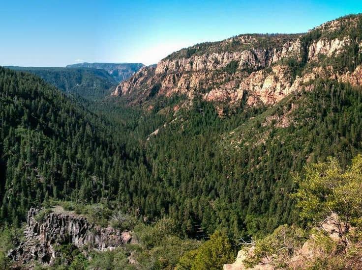 Oak Creek Canyon Scenic Drive