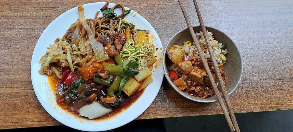 Vegetarian Teahouse & Hot Pot