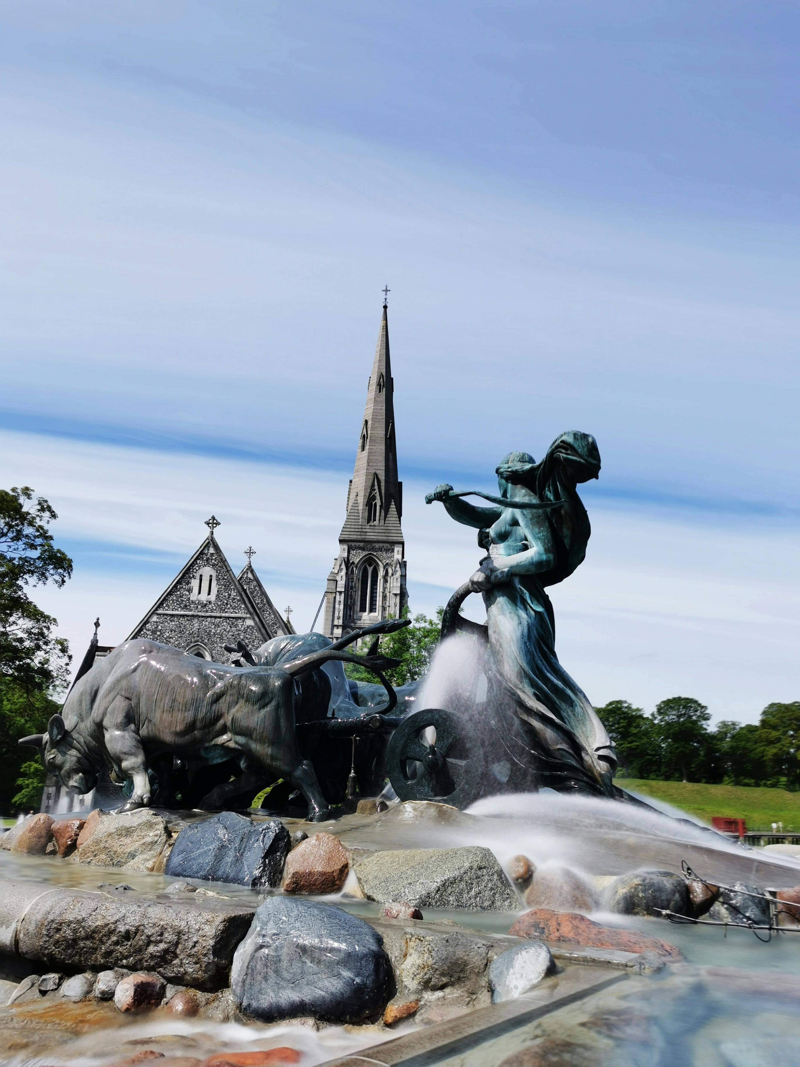 Nearby Fountain and Park