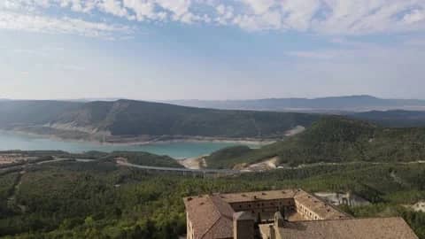 Scenic Reservoir Views