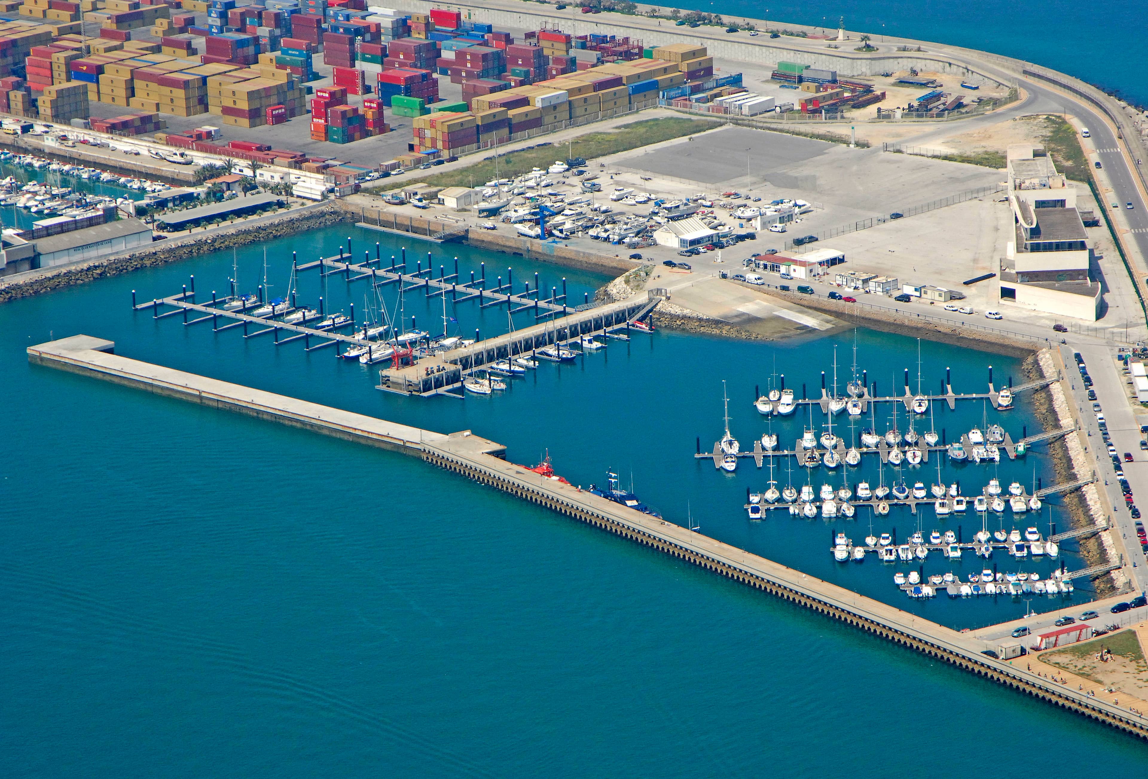 Modern Marina Facilities