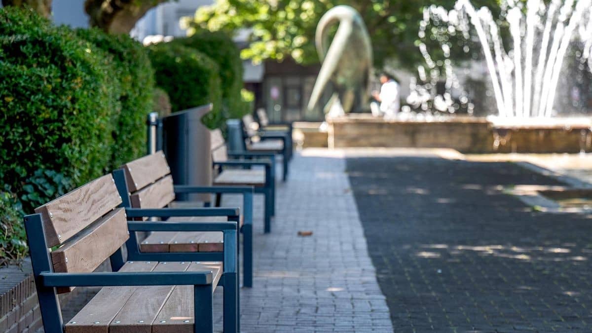 Oberhausen's Modern Seating