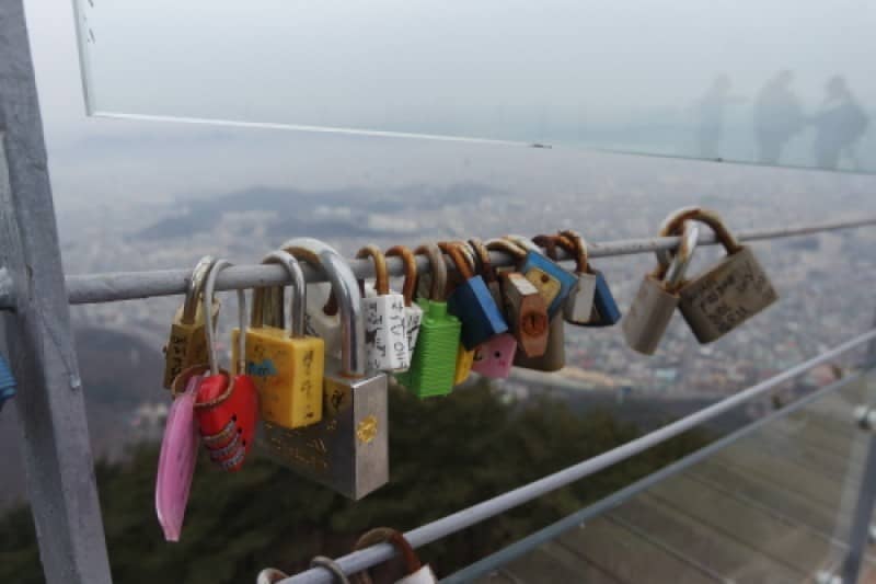Love Locks & Paper Airplanes