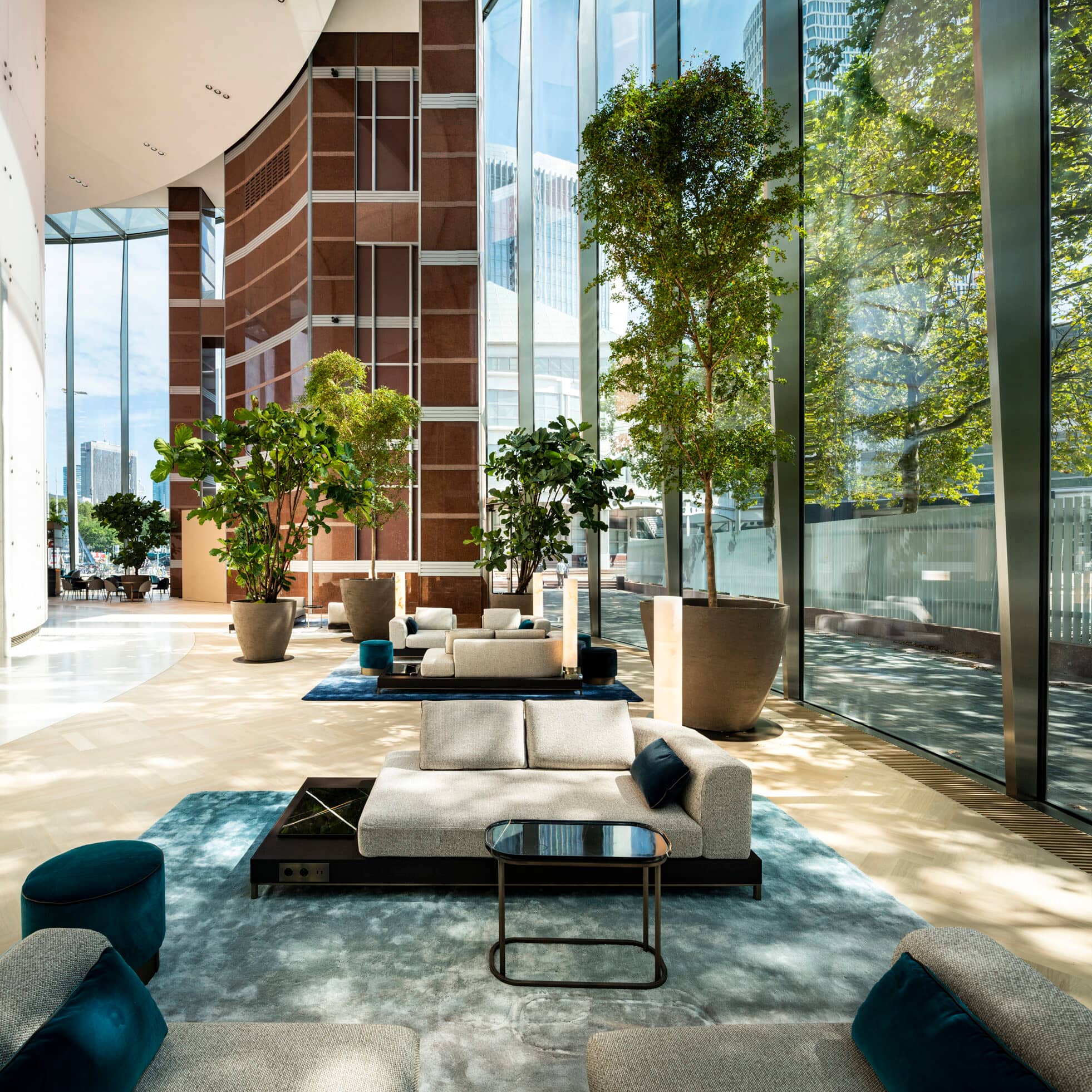 Renovated Lobby & Lounge