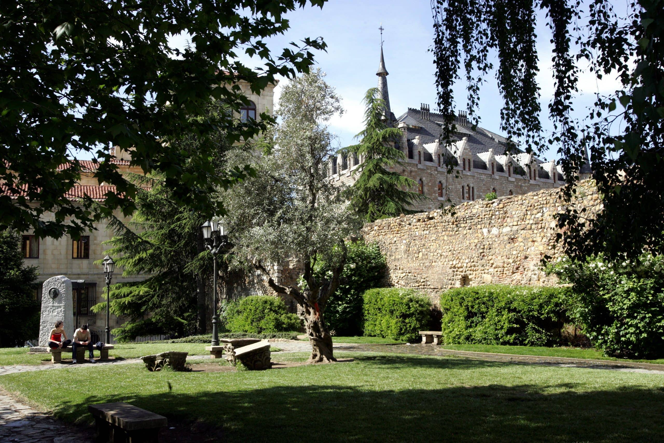 El Cid Gardens View