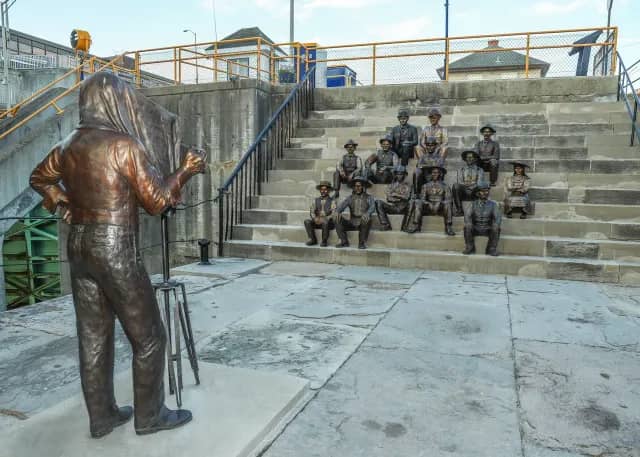 Lock Tenders Monument