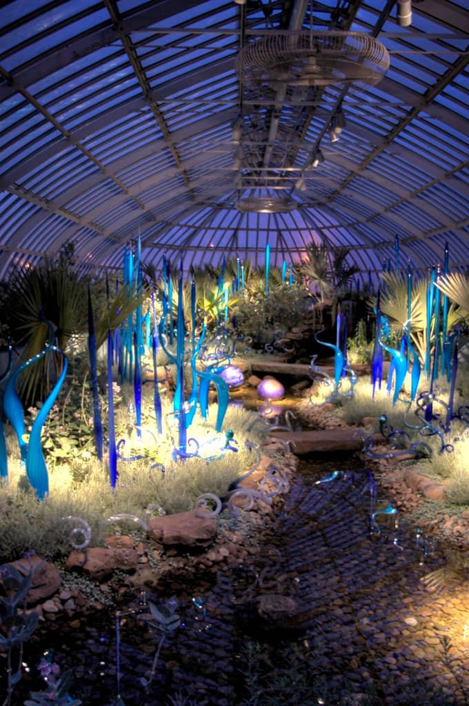 Vibrant Art Gallery