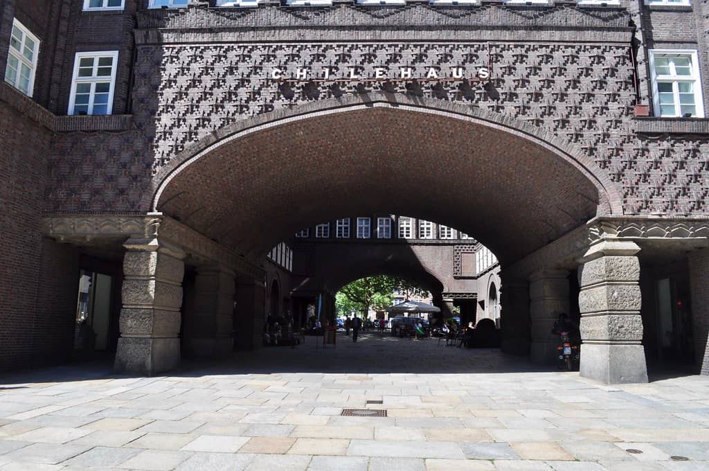 Courtyard Views