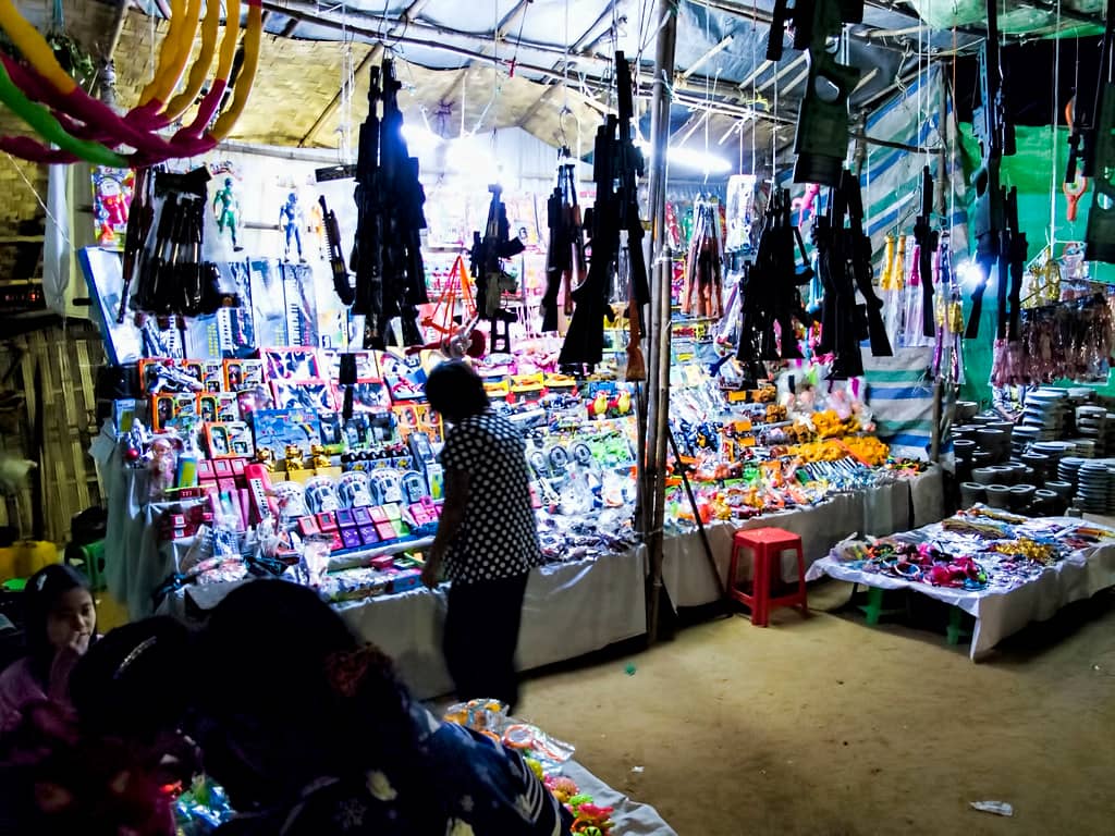 Souvenir Hunting