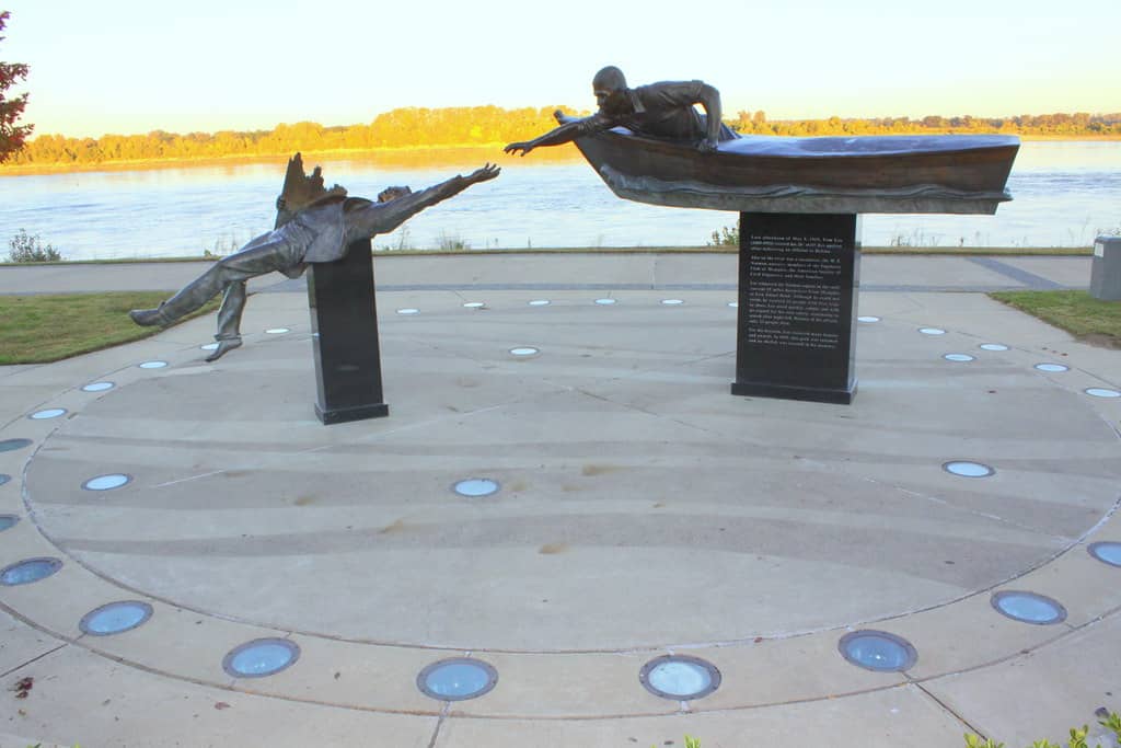 Sculptures and Art Installations