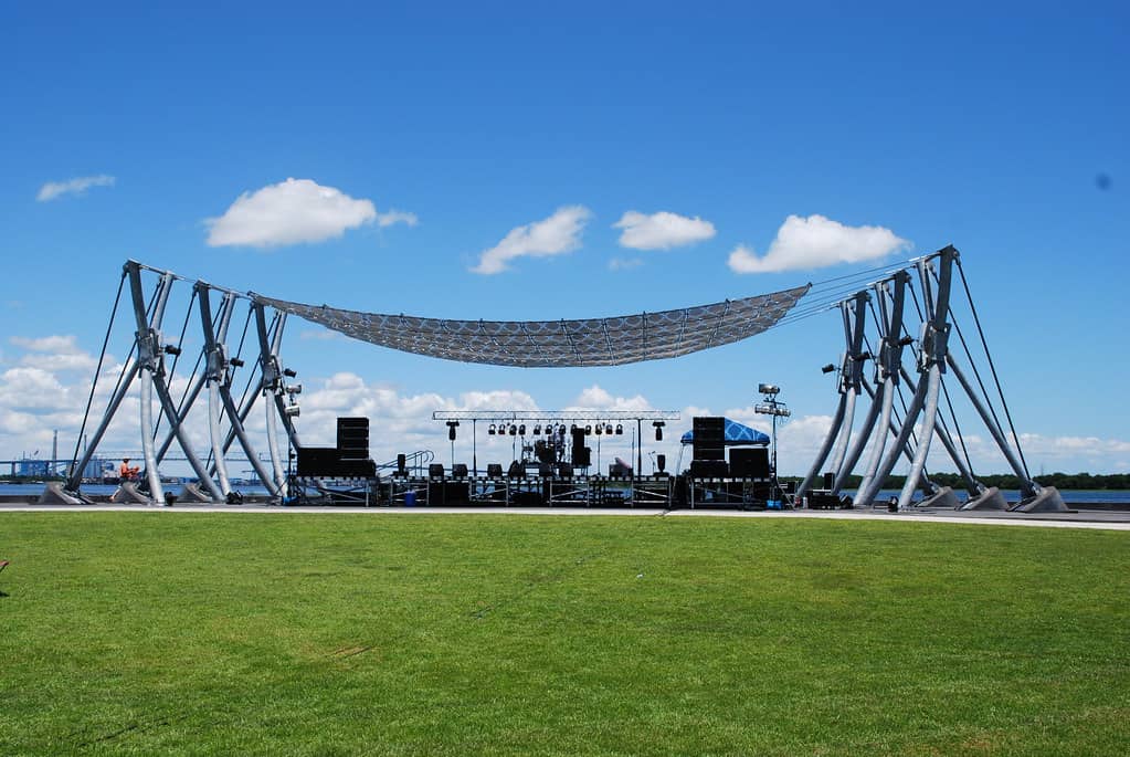 Performance Pavilion & Open Lawns
