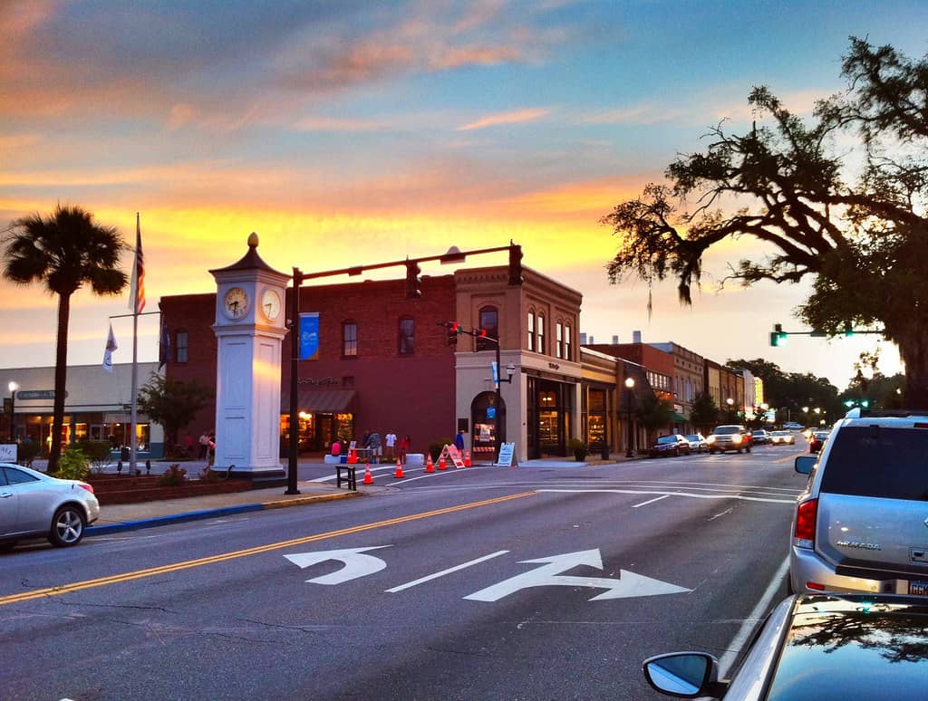 Downtown Conway Connection