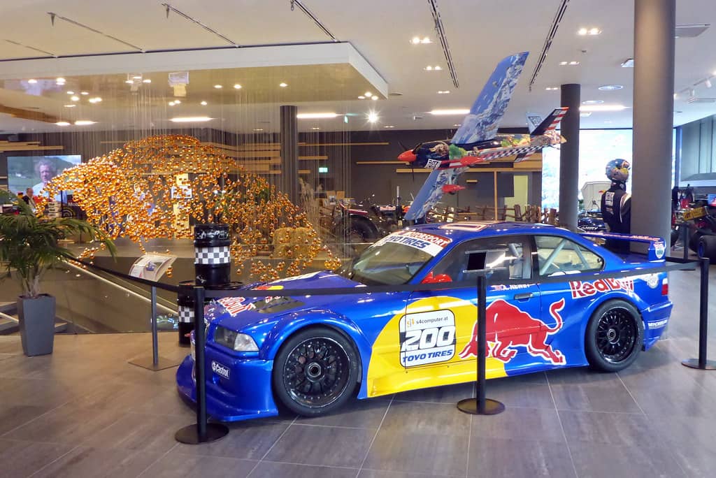 Welcome Center & Racing Exhibition