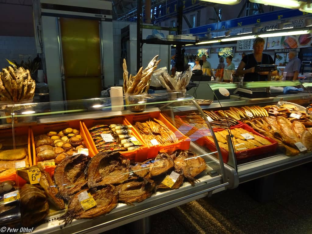 Convenient Food & Drink Options