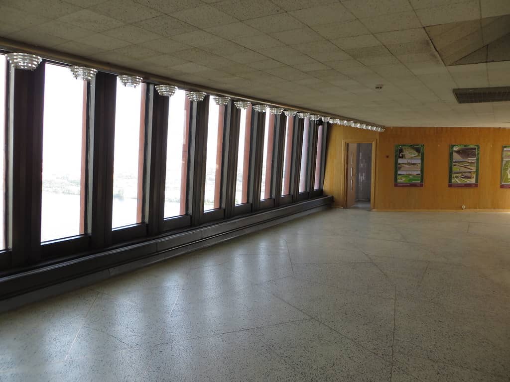 High-Speed Elevator Ride