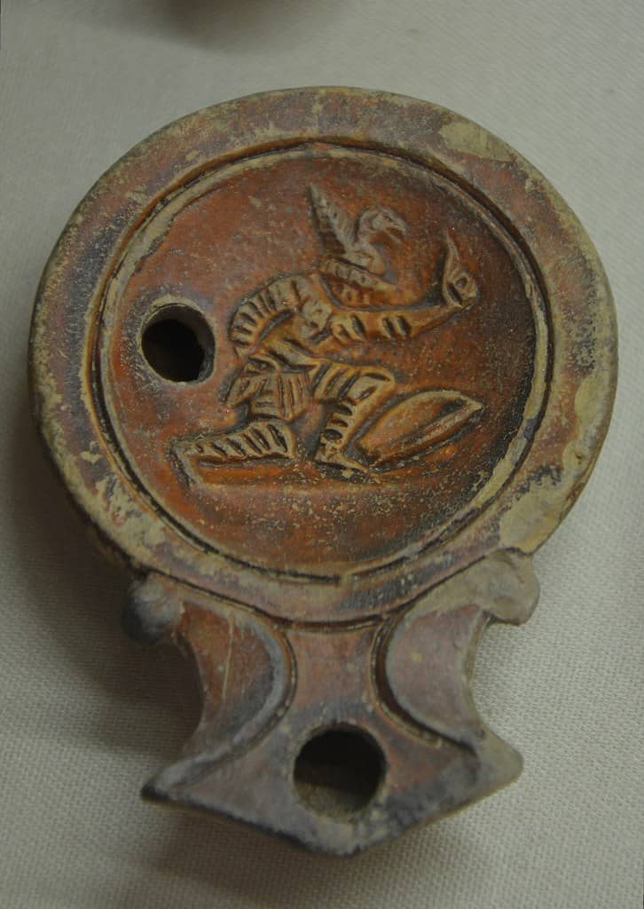 Wield Roman Weapons