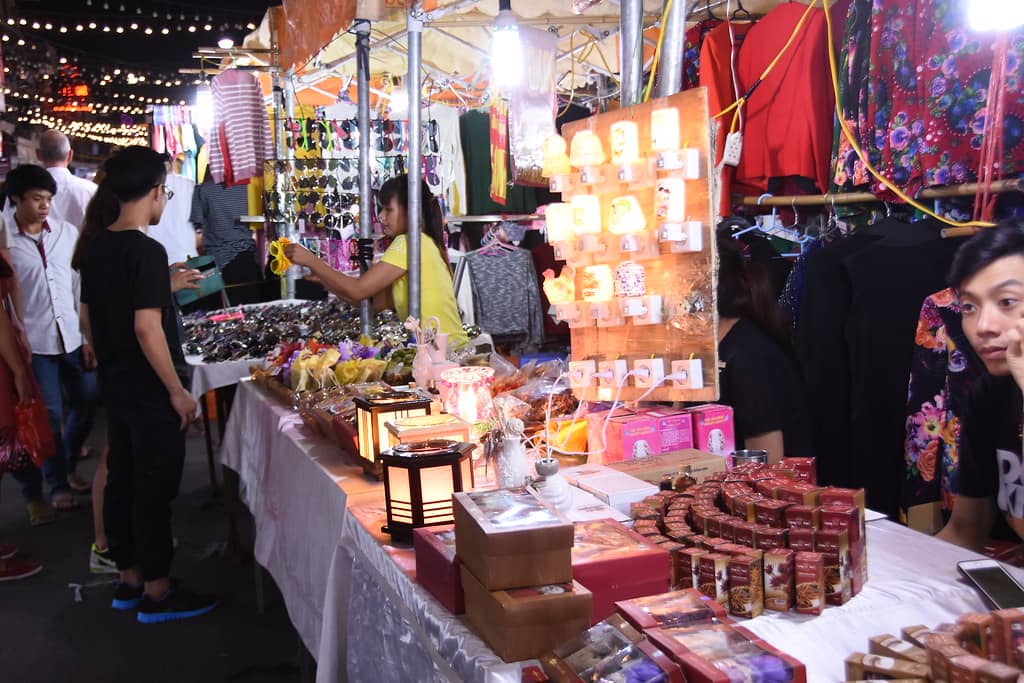 Local Crafts & Artisans