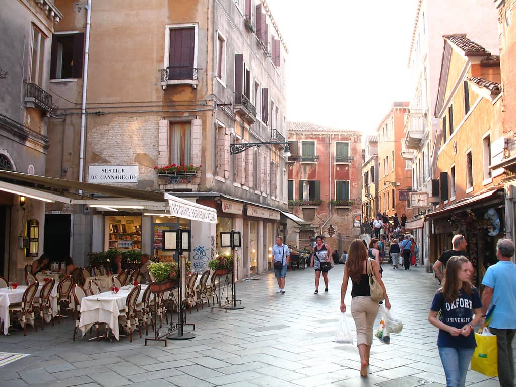 Cannaregio District Charm