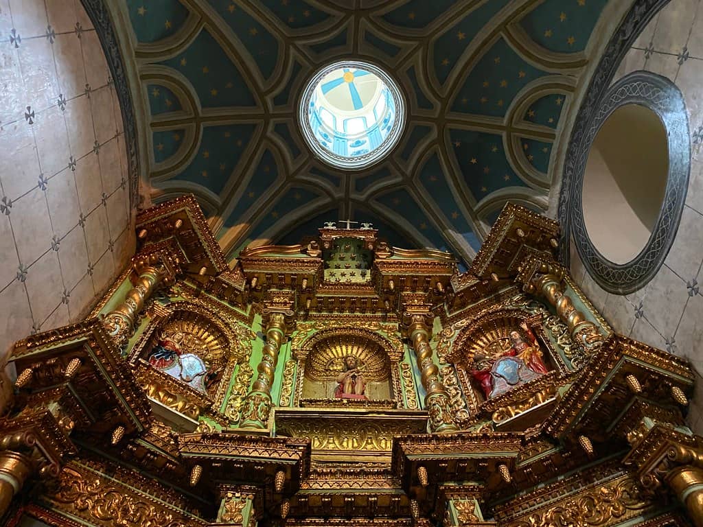Intricate Neoclassical Architecture