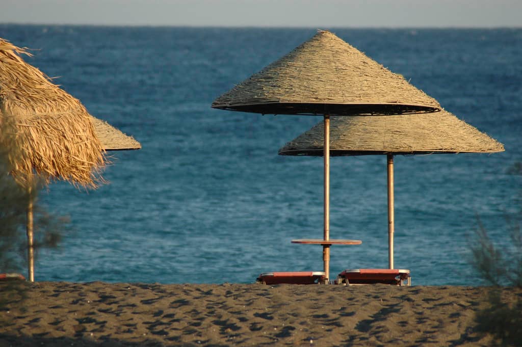 Beachfront Dining & Bars