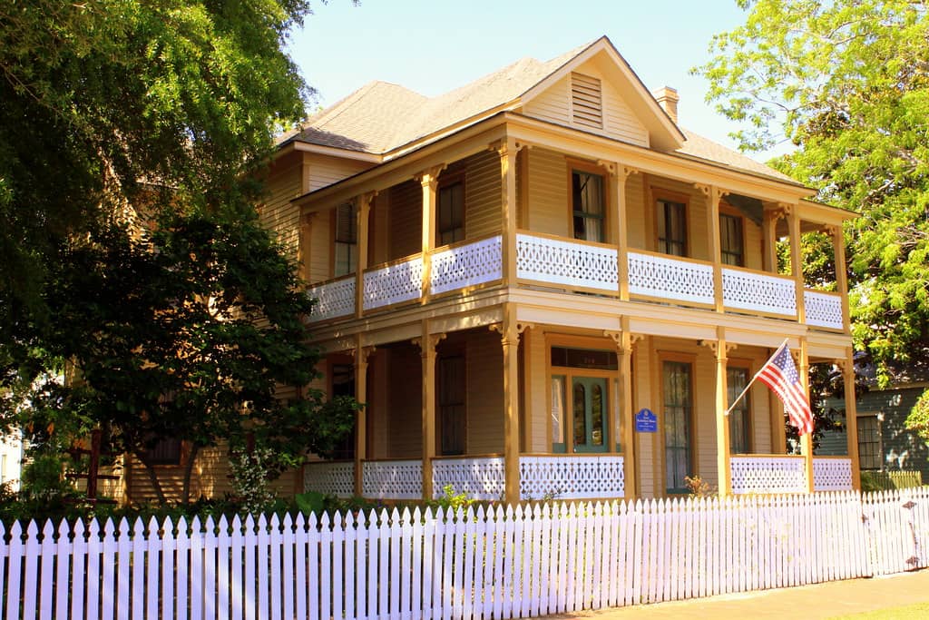 Informative Guided Tours