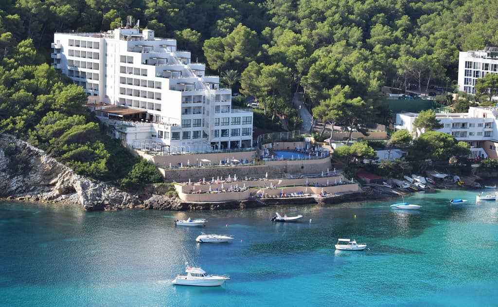 Beachfront Dining
