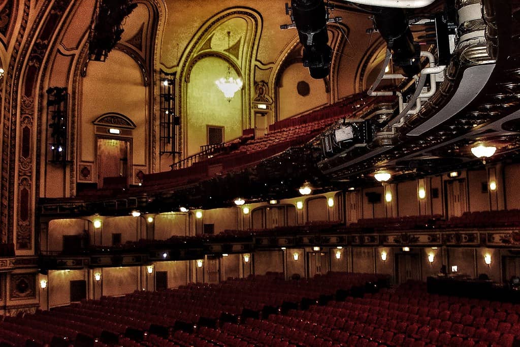Broadway Tours