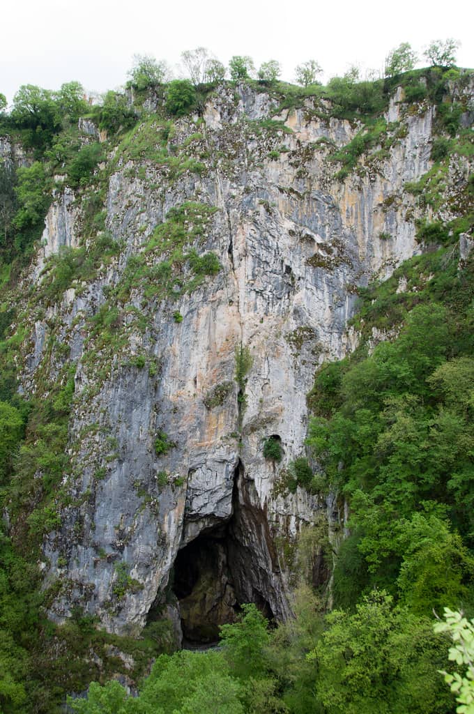 Outdoor Canyon Hikes