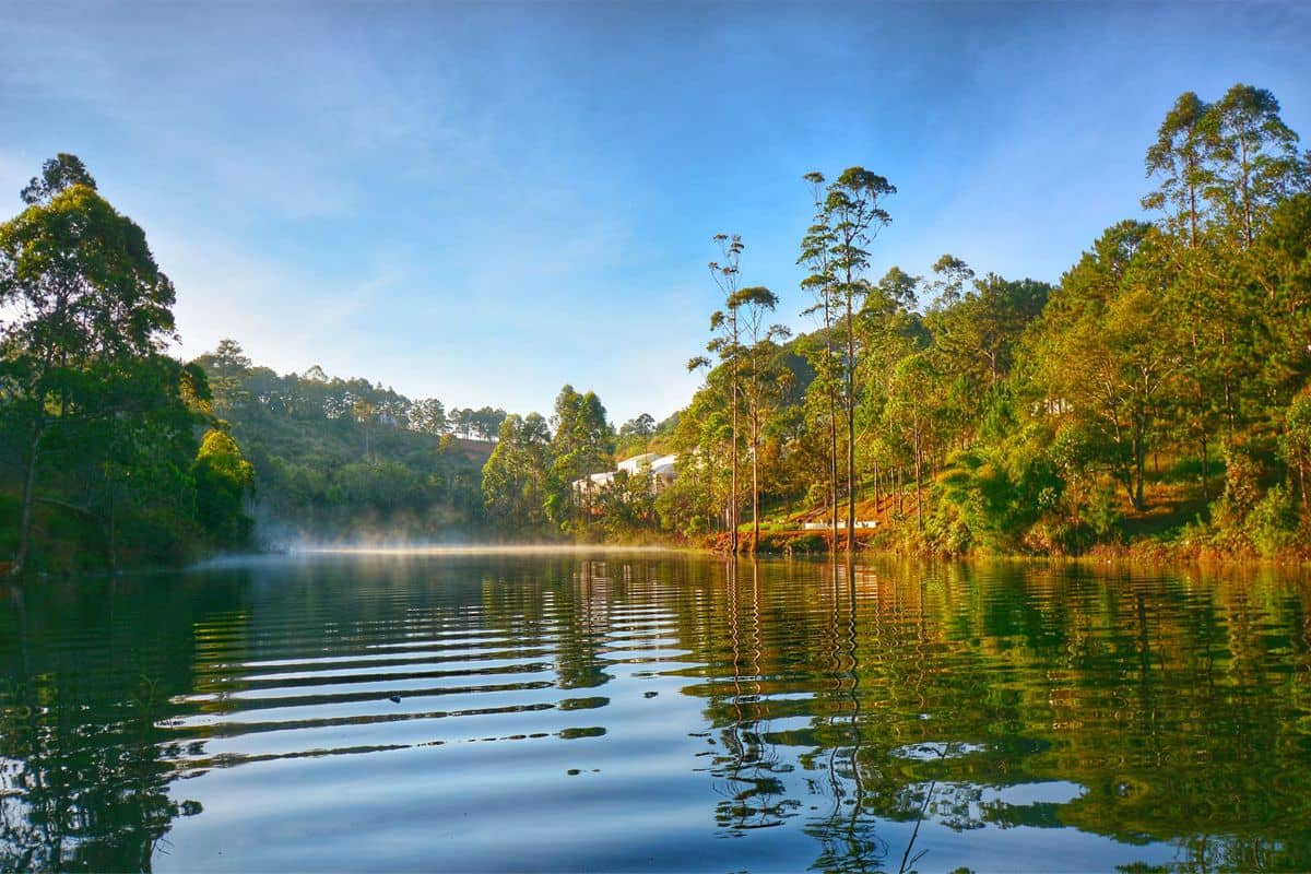 Lakeside Trails